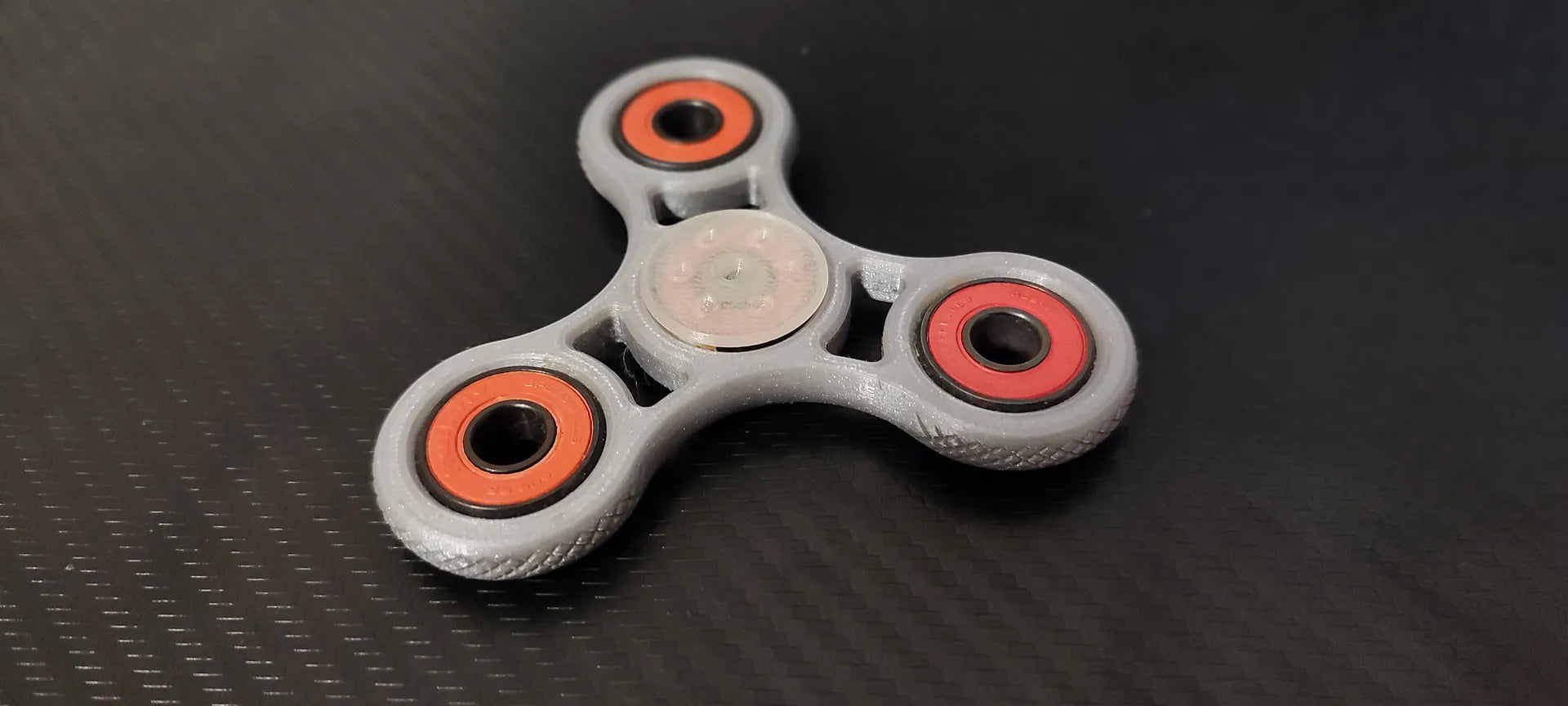 Fidget spinner